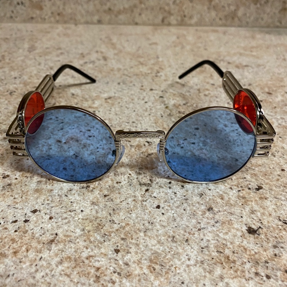 Blue Silver Dragon Circle Frames